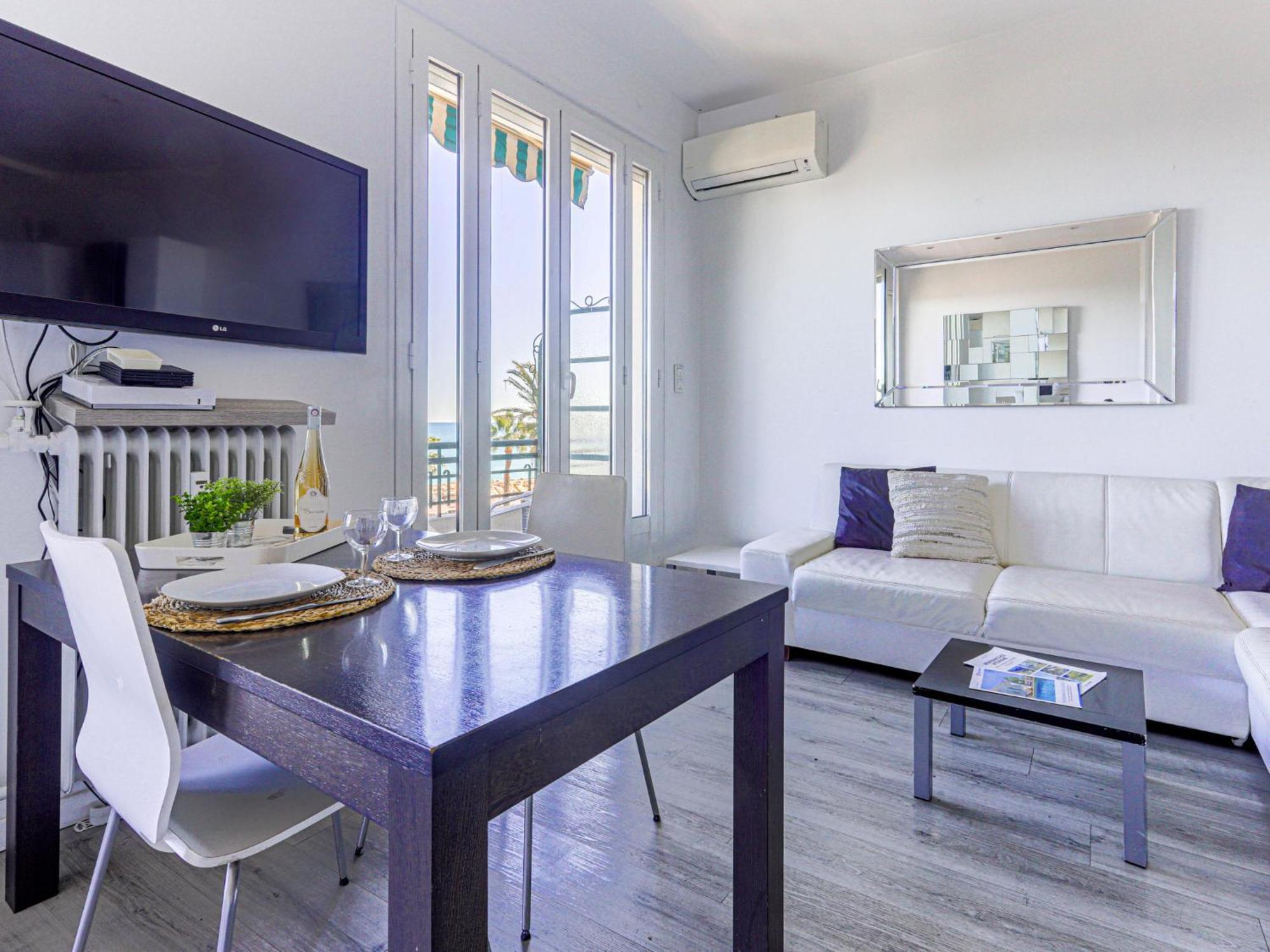La Joconde By Interhome Apartment Nizza